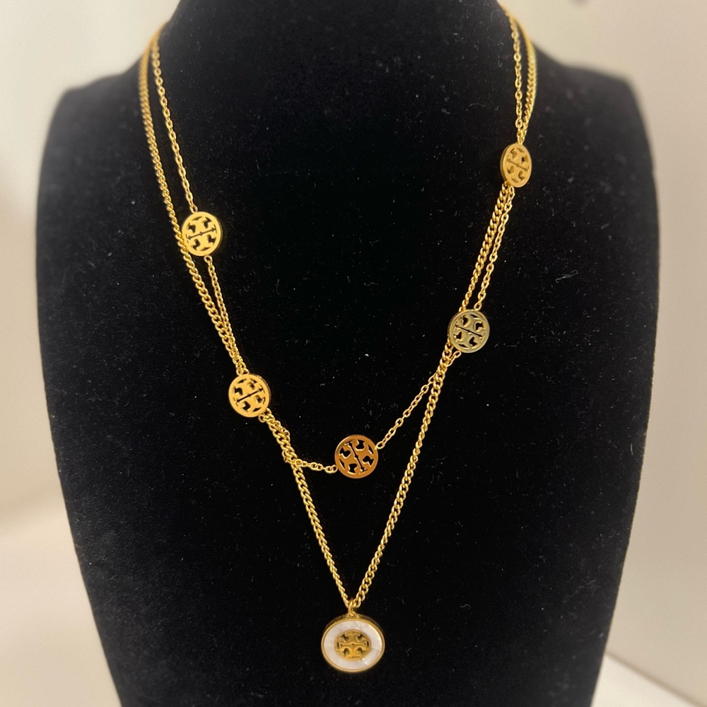 Brand new stainless steel Tory Burch necklace women’s 1 piece